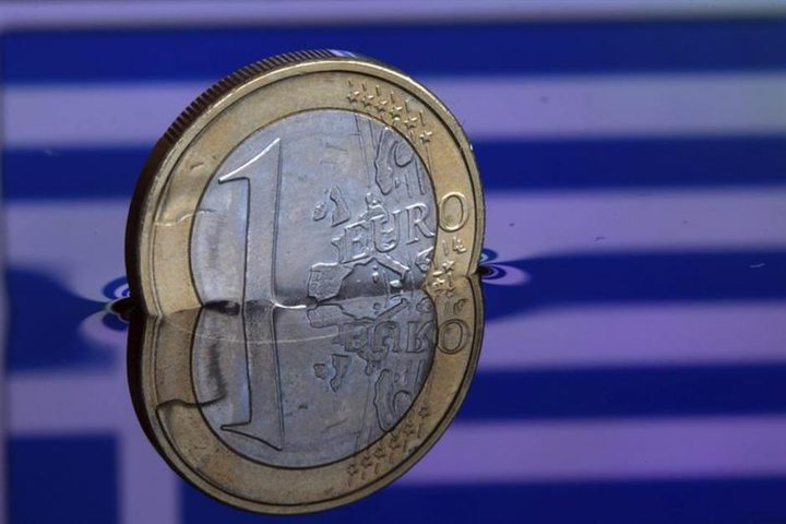 Euro off Greece-Driven Lows after SNB Intervenes