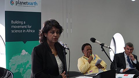 Affaire Sobrinho: Akilesh Deerpalsingh pointe la présidente du doigt