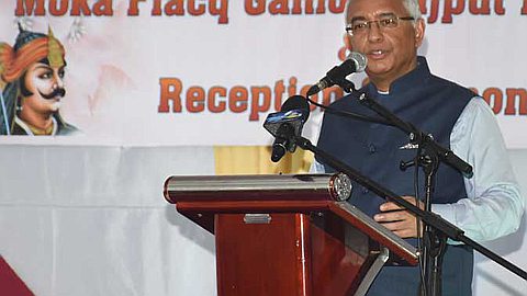 SC : Les cinq « credits » divisent