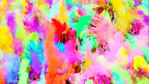 Célébrée Aujourd’hui: Holi, Fête Des Couleurs, Du Pardon, Du Partage Et De L’unité