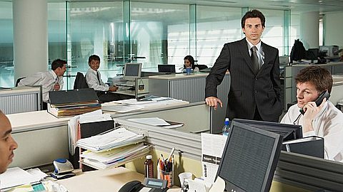 How to Job Hunt While Still Employed