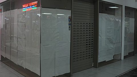 More Than 400 Shops Closed in Two Months