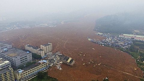 China Landslide: Rescuers Search for 91 People Still Missing