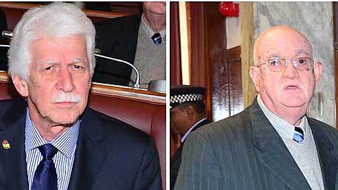 Accrochage au Parlement: Bérenger et Bhagwan Expulsés