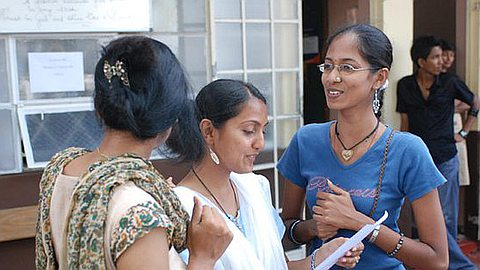 School Certificate Results: Success rate is Slightly Lower at 76%