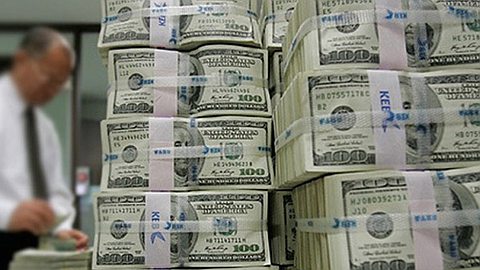 Richest 62 People Own as Much as Half the World's Population: Oxfam