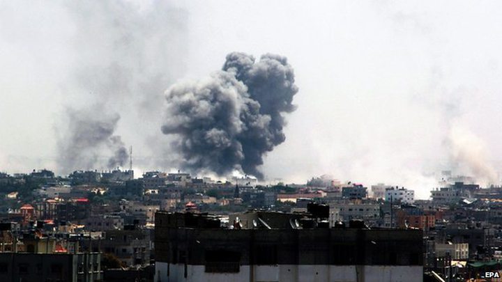 Israel Scales Back Forces in Gaza