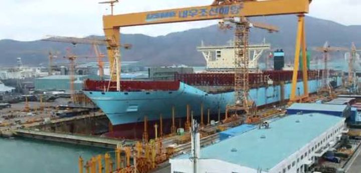 Video of the Day: Building a Giant Ship in Minutes