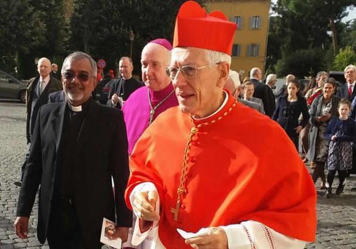 Maurice E. Piat a été élevé au rang de cardinal par le pape François au Vatican samedi 18 novembre