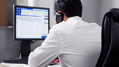 Cold-Calling Trick: 16 Ways to Start a Conversation