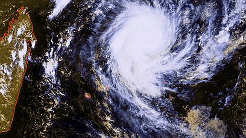 Severe Tropical Storm Giovanna: Alert for Mauritius