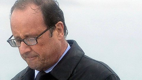 President Hollande Struggles to Form New Government