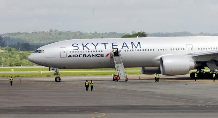 Fake Bomb Diverts Air France Flight en Route..
