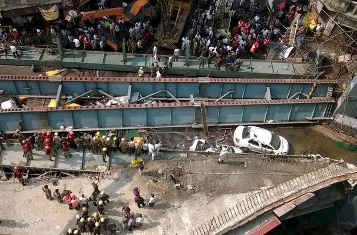 India Overpass Collapse Kills 10 ...