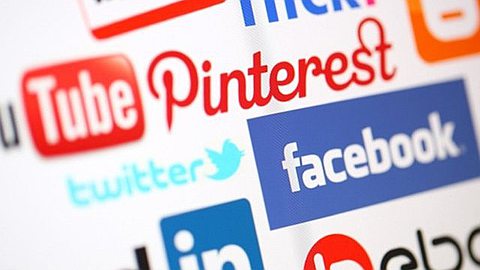 7 Ways to Use Social Media to Land a Job