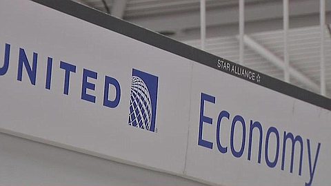 United Airlines Reaches Settlement With Passenger Who Was Dragged Off Plane