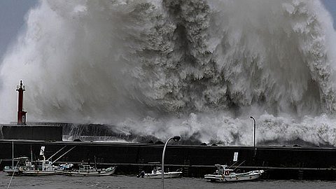 Typhoon Jebi: Strongest Storm In 25 Years In Japan