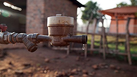 Plan de coupures: une heure d’eau de plus à travers l’île