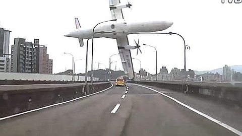 Death Toll Rises to 25 in Taiwan Plane Crash Caught on Video