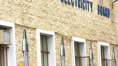 CEB: la Facture d’Electricité de 70 000 Abonnés Baissera de 30%