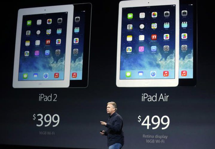 Tablet Wars Heat Up as Apple Rolls Off New iPads