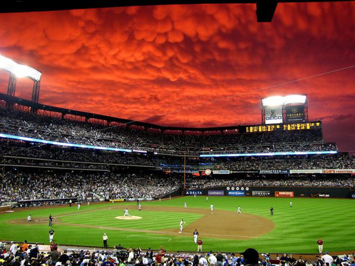 Picture of the Day: Crimson Skies and Mammatus...