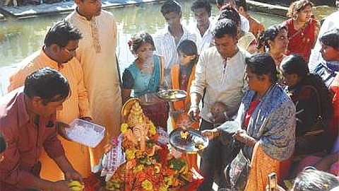 Ganesh Chaturthi 2013 : Murthi Stapna, Prières et Cérémonie d’Immersion, au Centre des Célébrations
