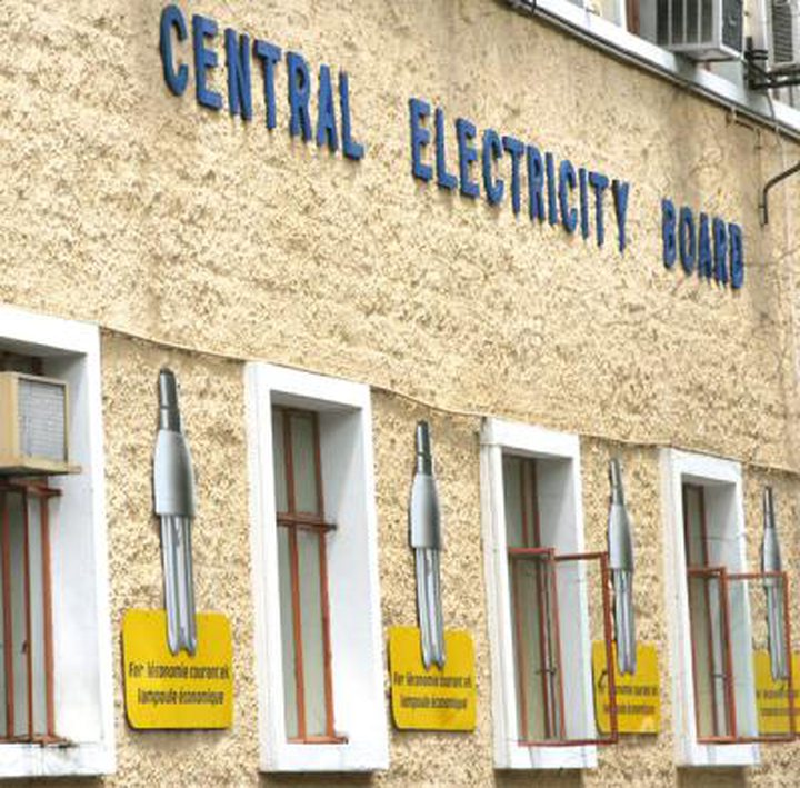 CEB: la Facture d’Electricité de 70 000 Abonnés..