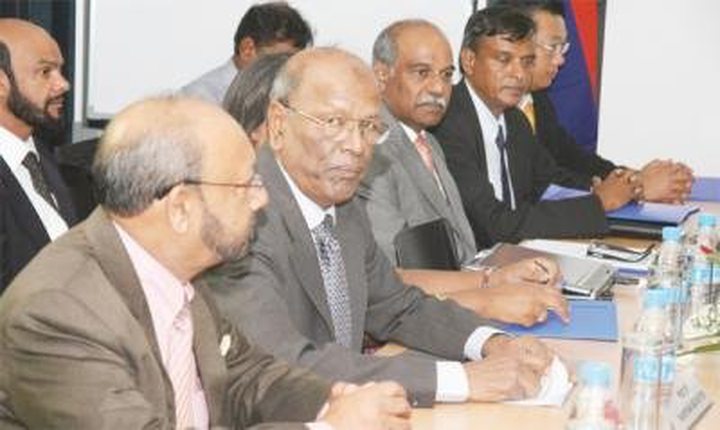 Trade Negotiations: Agenda Charge for 2013