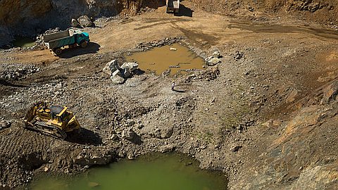 Iran Prepares to Lure Foreign Investors After Nuclear Deal