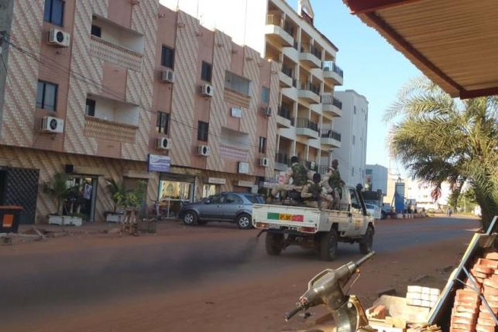 Security forces drive near the Radisson hotel in Bamako, Mali, November 20, 2015