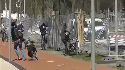Video of the Day: Strong Wind in Netherlands