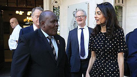 L’épouse de Georges Clooney se Joint à la Cause Chagossienne