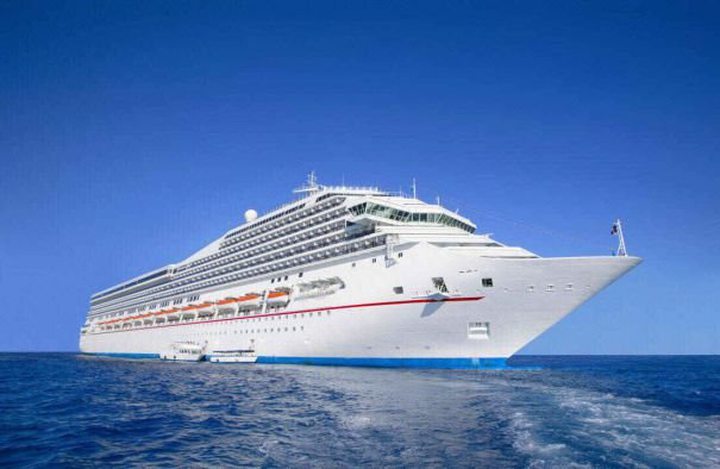 International Cruise Liners Eye 3000 Locals...