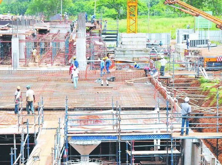 Construction: The Government Plans to Categorize..