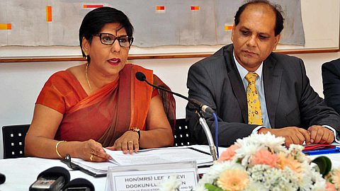 Dookun-Luchoomun annonce un projet pour contrôler les leçons particulières