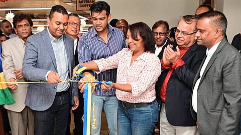 Tamarin : Inauguration d’un nouveau bureau de poste à Coeur de Ville