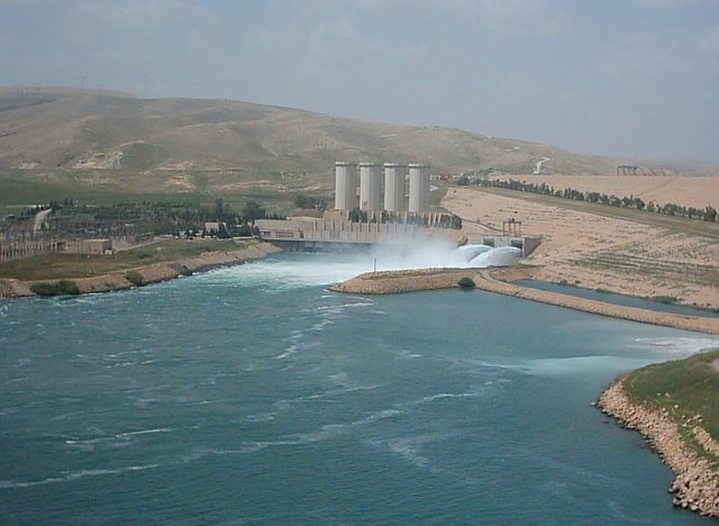 Why Iraq Is So Desperate to Retake Mosul Dam ...
