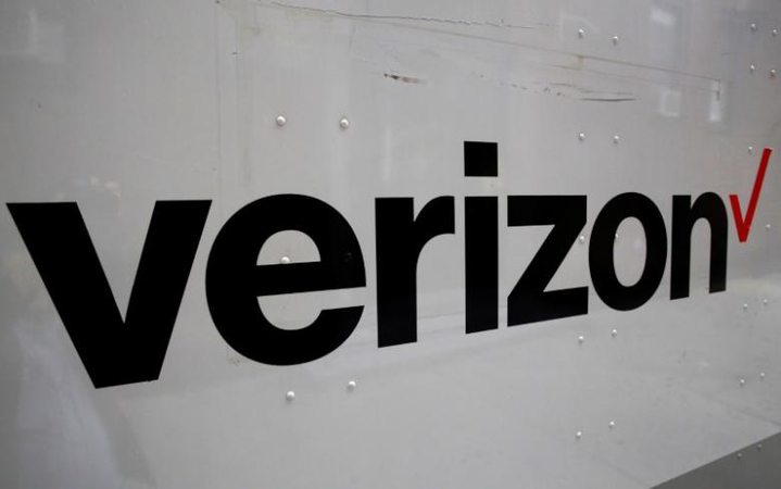 Verizon says Yahoo hack 'material,' could affect..