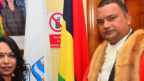 Curepipe: Danny Chellen destitué, Tourawtee Gohkool élue adjointe au maire