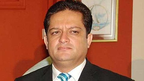 Richard Duval Claque la Porte du PMSD