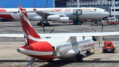 Atterrissage d’Urgence: la Traversée du Désert de Passagers de MK Bloqués en Égypte