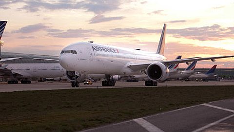 Au Départ de Maurice: un Avion d’Air France Dérouté Vers le Kenya Après une Alerte à la Bombe