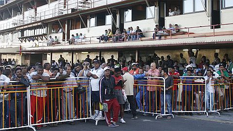 Grosse Foule pour l’Ouverture de la Grande Piste, Mardi
