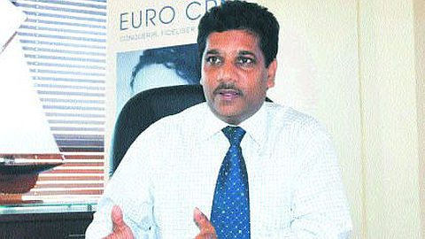 Outsourcing: 500 Jobs to Be Filled by January 2014