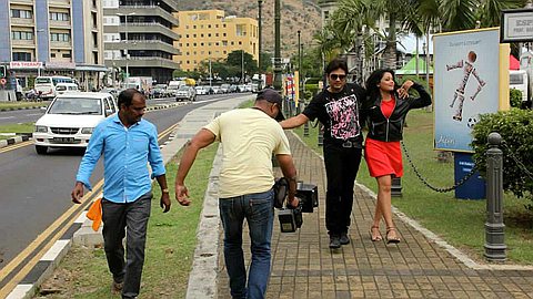 Cinéma: Huit producteurs bollywoodiens débarquent la semaine prochaine