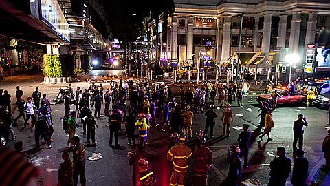 15 Killed, 80 Hurt as Bomb Blast Rocks Bangkok Tourist Attraction 