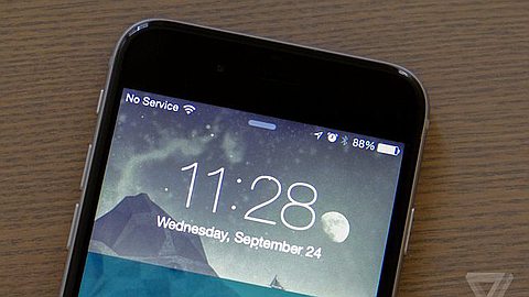 Apple Pulls New IOS Amid Dropped Calls. Advice on Twitter: DO NOT UPDATE