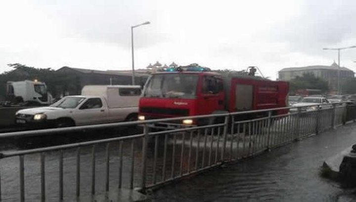 Inondations et Accumulations d’Eau à Travers l’Ile