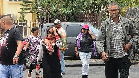 Destination Venise: Nandanee Soornack a Quitté le Pays